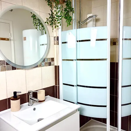 Le Saint-germain - Clim - Parking - 10 Min Disneyland Apartment Saint-Germain-sur-Morin